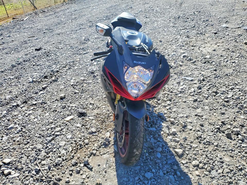 JS1GR7MA4T7100334 2026 Suzuki GSX-R750 photo no. 2