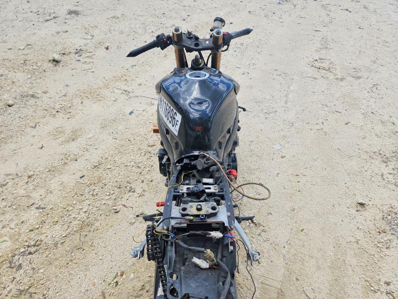 JS1GN7DA762107548 2006 Suzuki GSX-R600 photo no. 6