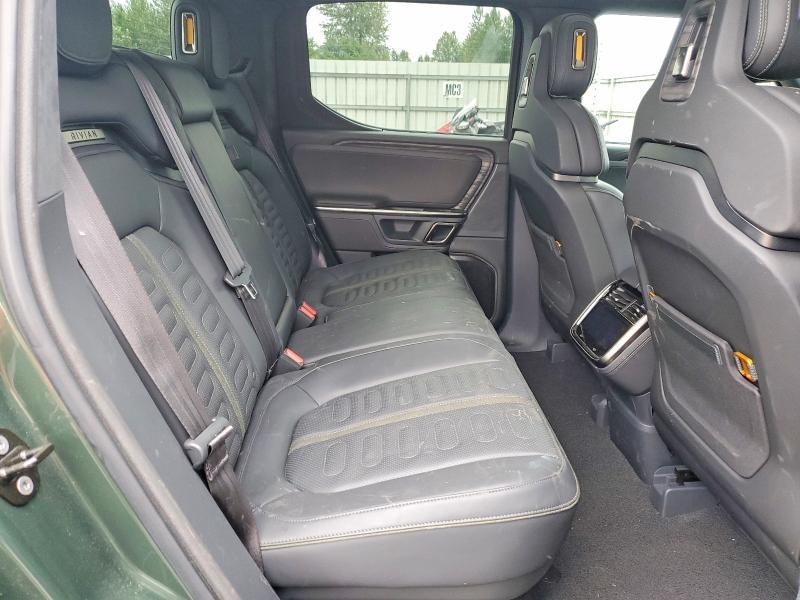 7FCTGAAA1NN012295 2022 Rivian R1T photo no. 10