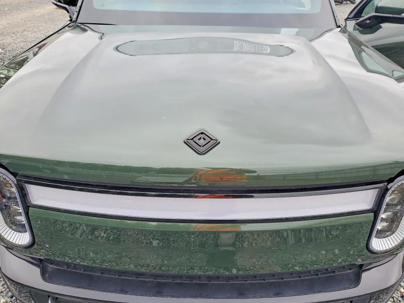 7FCTGAAA1NN012295 2022 Rivian R1T photo no. 11