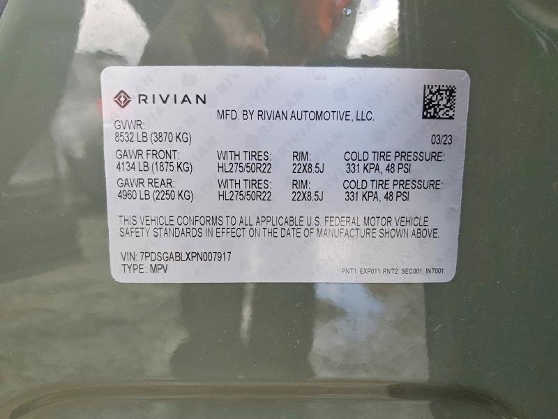 7PDSGABLXPN007917 2023 Rivian R1S photo no. 14