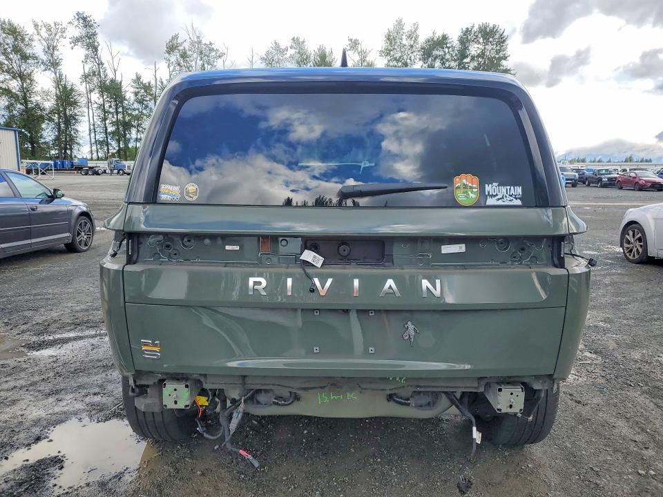 7PDSGABLXPN007917 2023 Rivian R1S photo no. 6