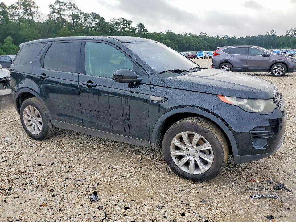 SALCP2BG2HH670606 2017 Land Rover Discovery photo no. 4
