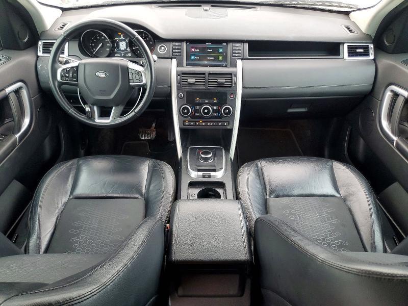 SALCP2BG2HH670606 2017 Land Rover Discovery photo no. 8