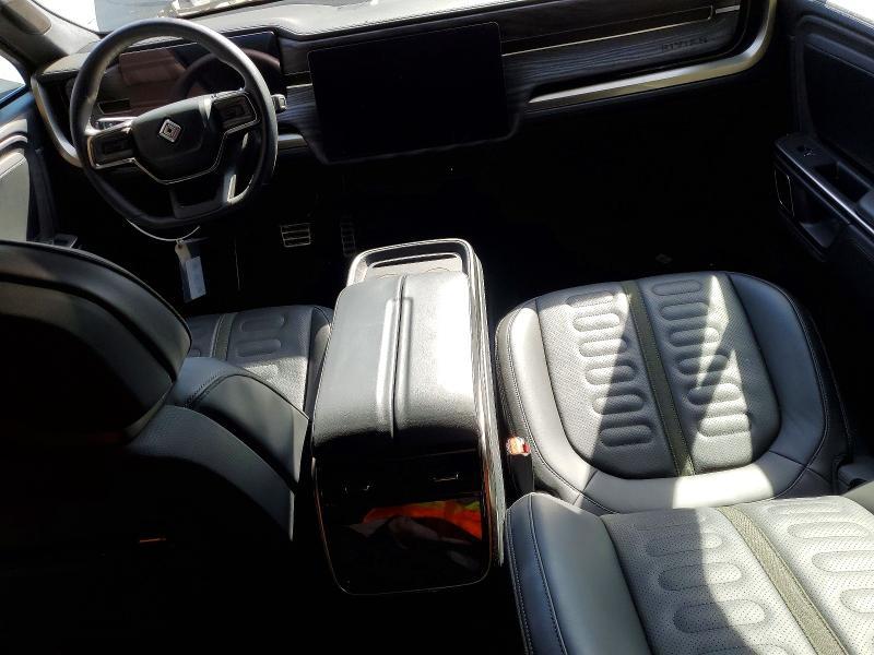 7PDSGABA2PN004010 2023 Rivian R1S photo no. 8