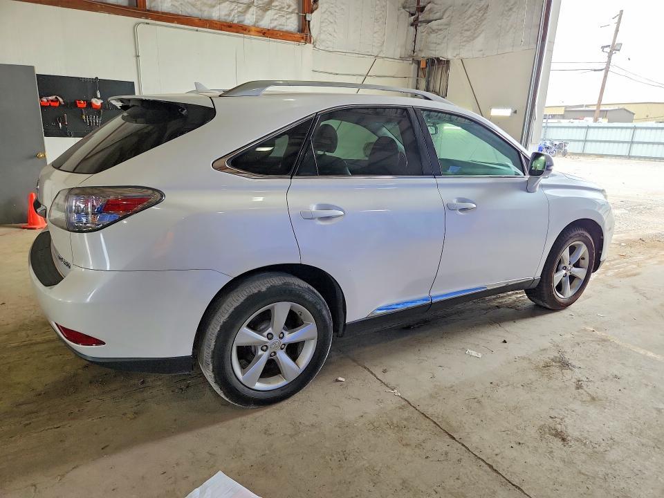 2T2BK1BAXBC104465 2011 Lexus RX photo no. 3