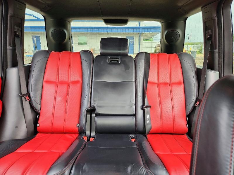 SALMP1E44CA379378 2012 Land Rover Range Rover photo no. 10