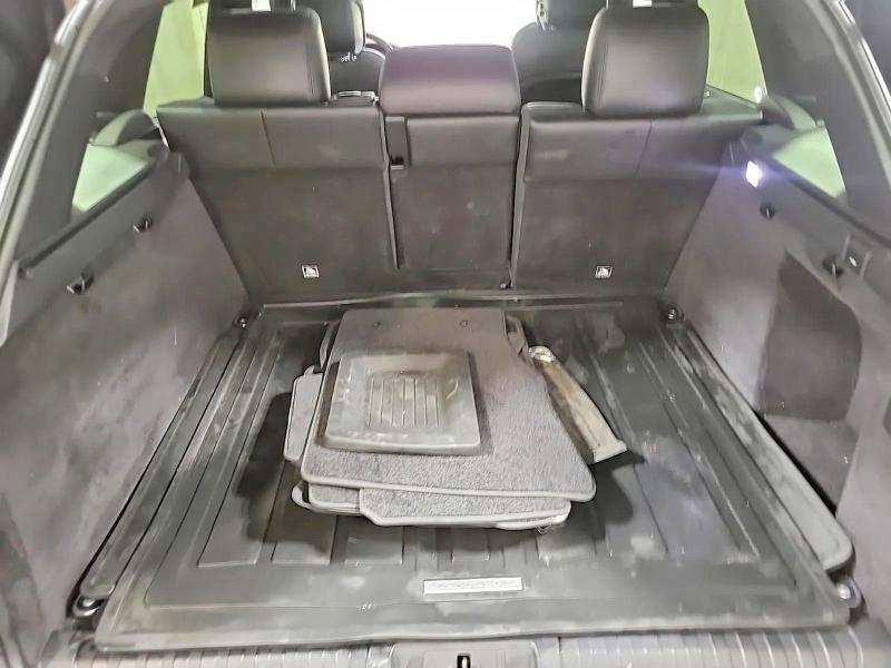 SALWR2RV3JA407003 2018 Land Rover Range Rover photo no. 11
