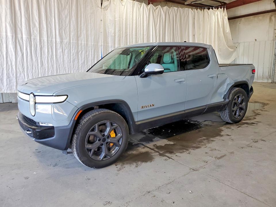 7FCTGAALXNN010417 2022 Rivian R1T photo no. 1