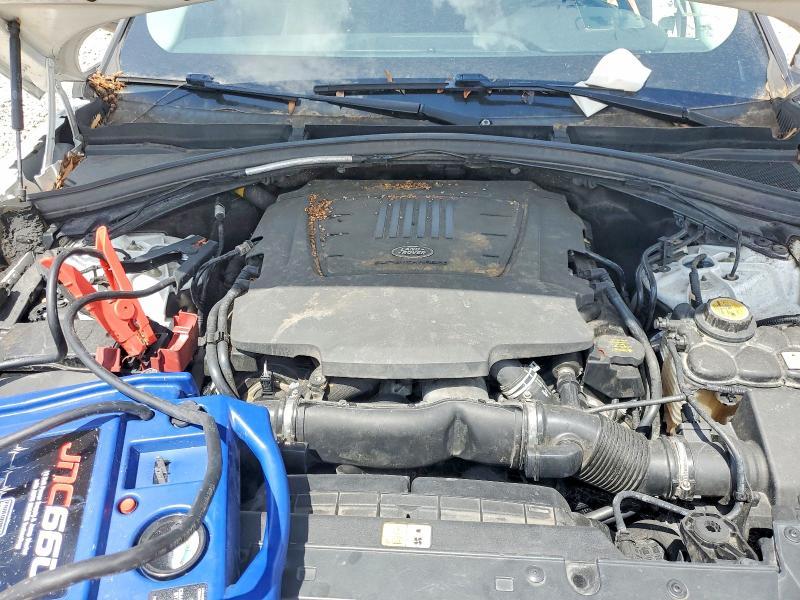 SALYB2RV7JA730158 2018 Land Rover Range Rover photo no. 11