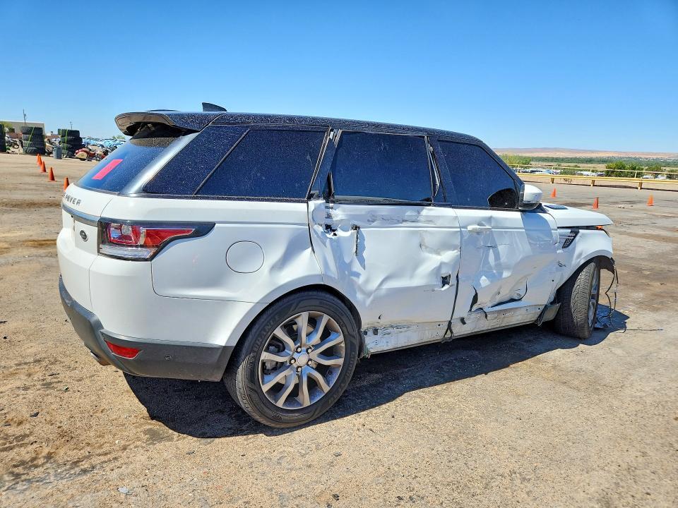SALWR2FV4HA178670 2017 Land Rover Range Rover photo no. 3