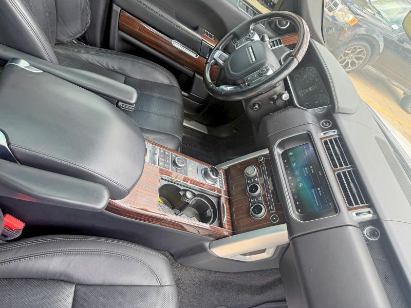 SALGS2FEXHA336521 2017 Land Rover Range Rover photo no. 11