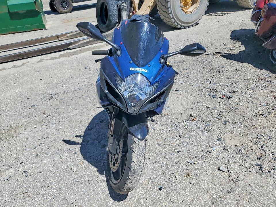 JS1GR7KA072105181 2007 Suzuki GSX-R750 photo no. 2