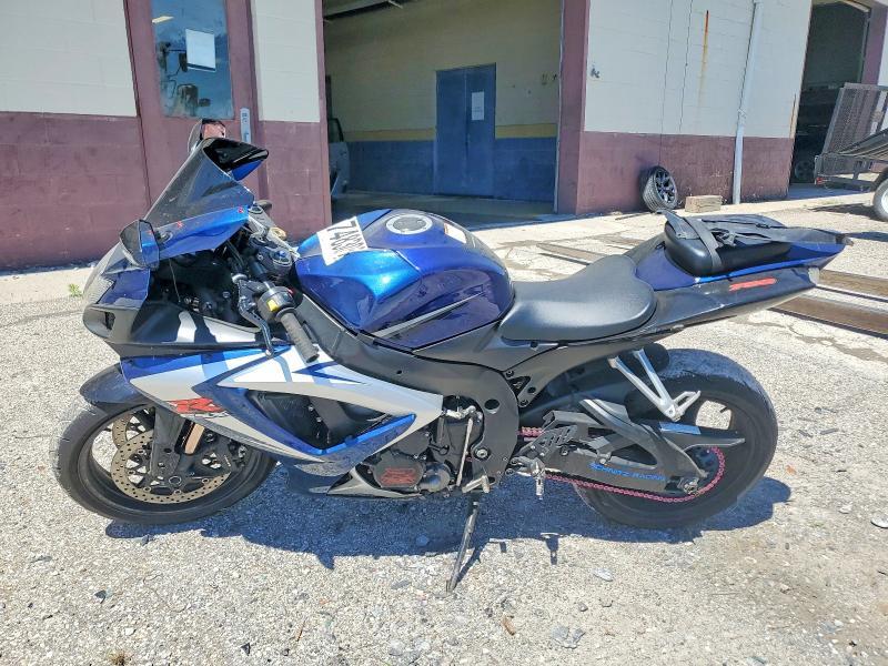 JS1GR7KA072105181 2007 Suzuki GSX-R750 photo no. 3