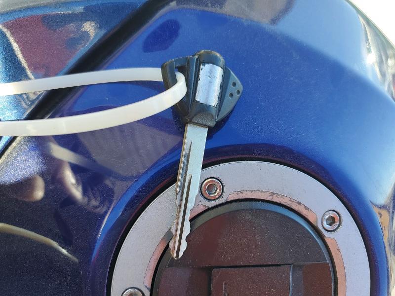 JS1GR7KA072105181 2007 Suzuki GSX-R750 photo no. 8