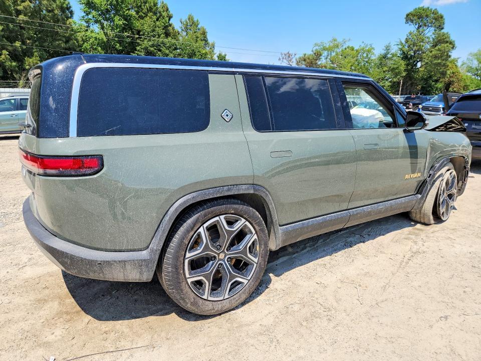 7PDSGABL1PN020507 2023 Rivian R1S photo no. 3