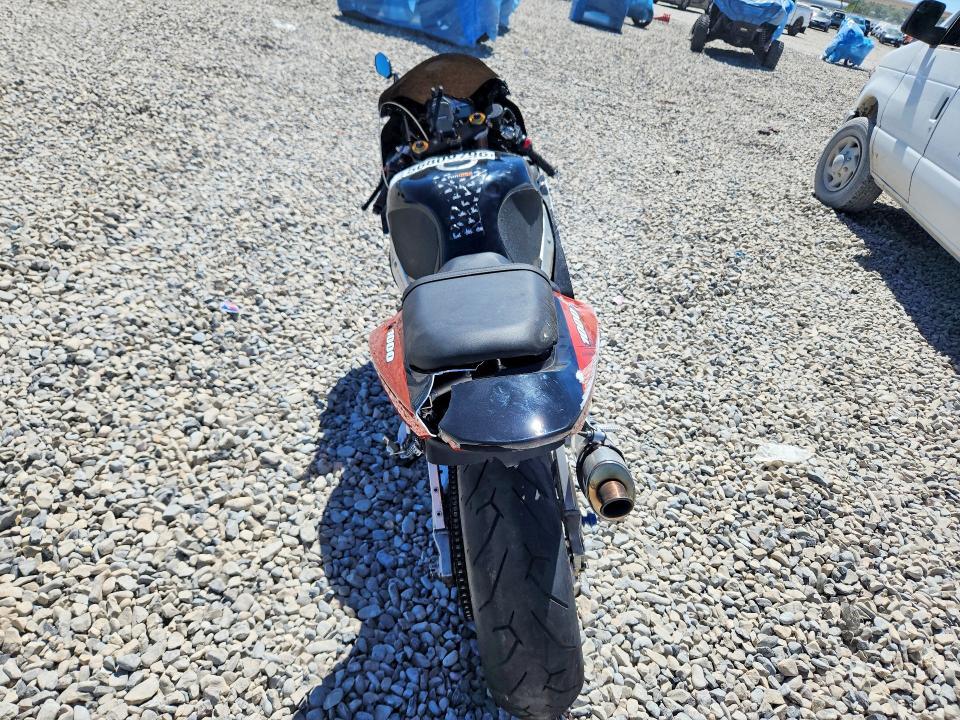 JS1GT74AX22108984 2002 Suzuki GSX-R1000 photo no. 4