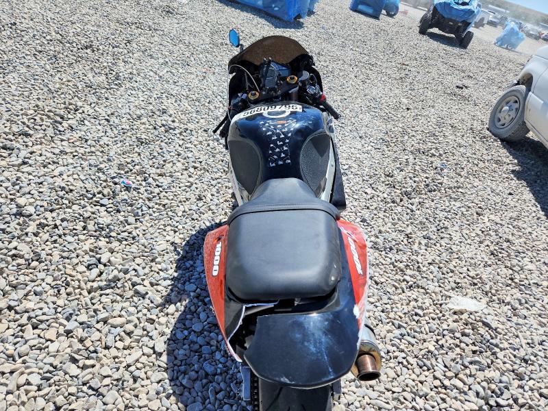 JS1GT74AX22108984 2002 Suzuki GSX-R1000 photo no. 6