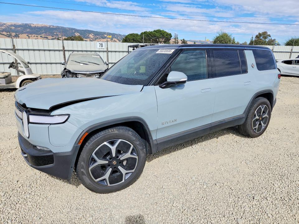 7PDSGBBA8RN037165 2024 Rivian R1S photo no. 1