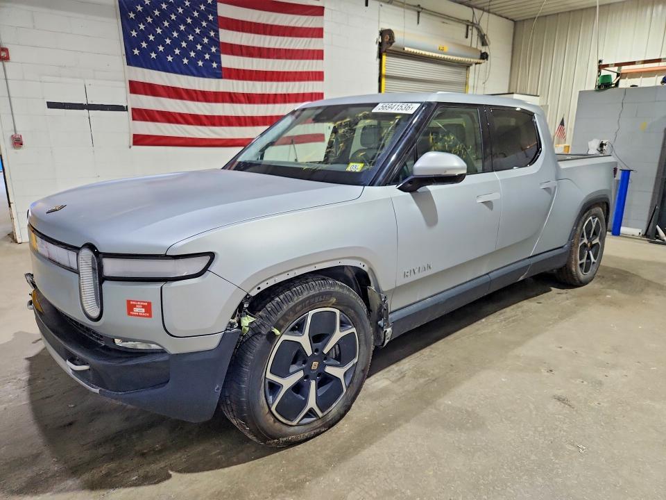 7FCTGCAA1RN030863 2024 Rivian R1T photo no. 1
