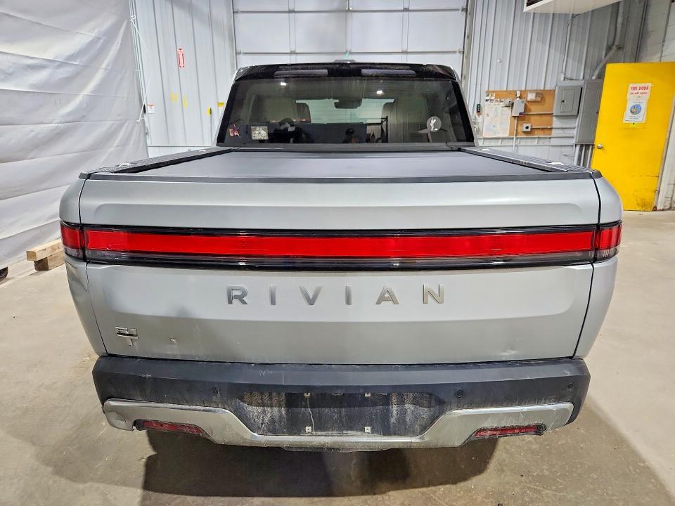7FCTGCAA1RN030863 2024 Rivian R1T photo no. 6