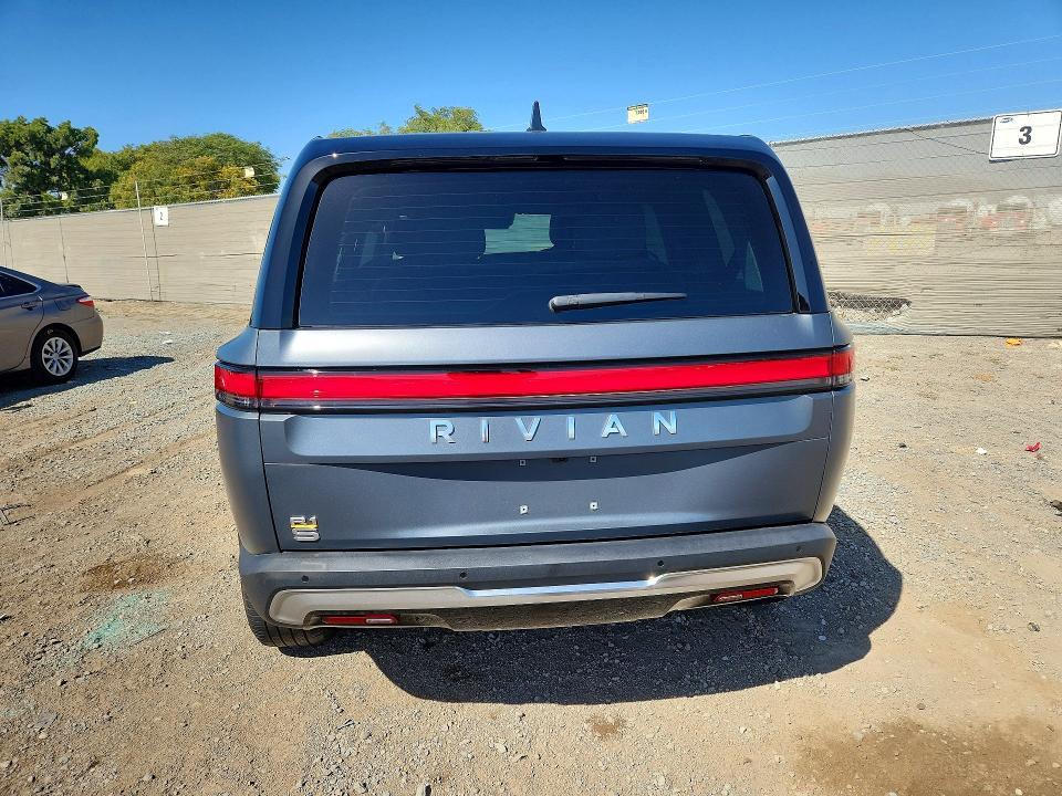 7PDSGABA4RN030708 2024 Rivian R1S photo no. 6