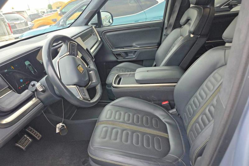 7PDSGABA4PN019950 2023 Rivian R1S photo no. 11