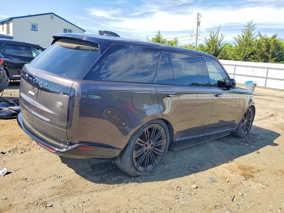 SALKVBE79PA041476 2023 Land Rover Range Rover photo no. 3