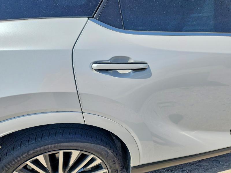 2023 Lexus RX — VIN 2T2BAMCA9PC025430, şəkil 10