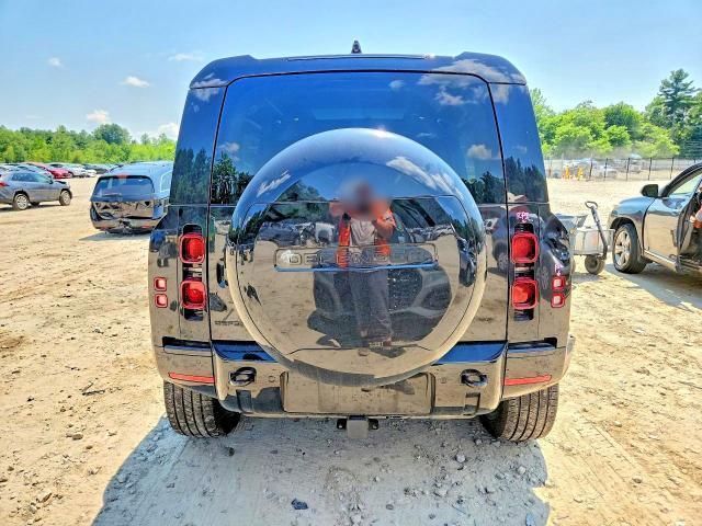 SALE2EEU6R2289663 2024 Land Rover Defender photo no. 6