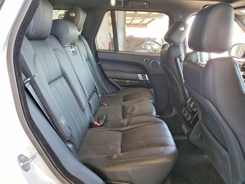 SALGS2FE0HA361797 2017 Land Rover Range Rover photo no. 10