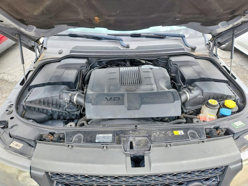 SALSF2D45BA716544 2011 Land Rover Range Rover photo no. 12