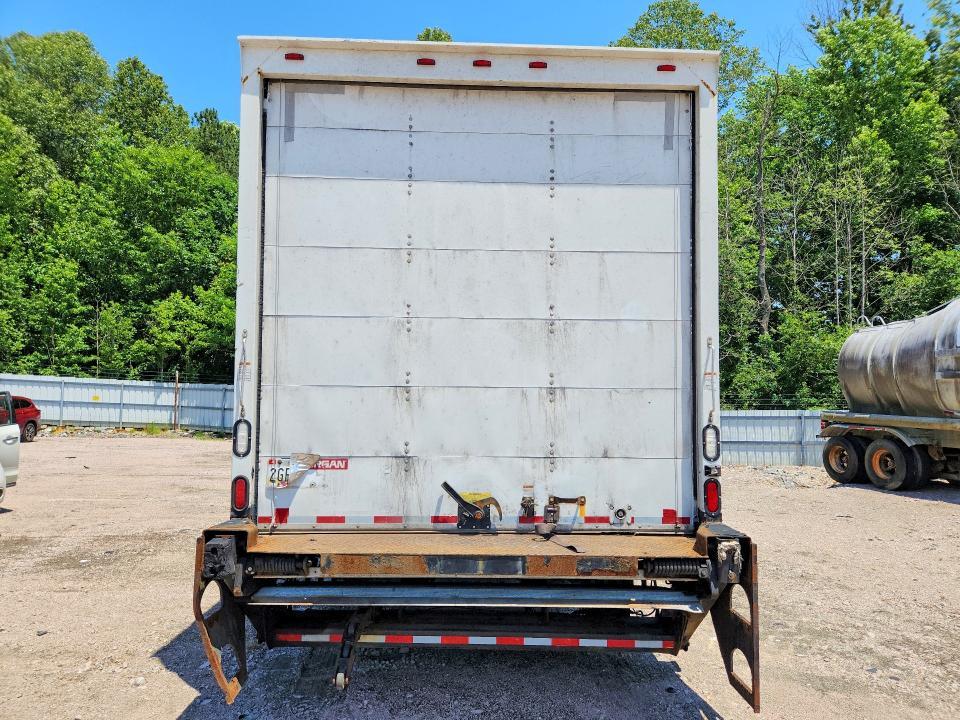3ALACWDTXGDHT6133 2016 Frht M2 photo no. 6