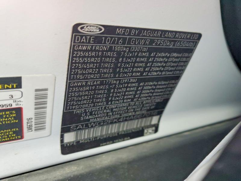 SALWG2FK4HA667016 2017 Land Rover Range Rover photo no. 12
