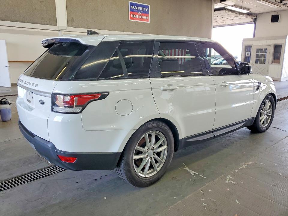 SALWG2FK4HA667016 2017 Land Rover Range Rover photo no. 3
