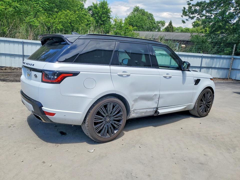 SALWR2RE0KA838044 2019 Land Rover Range Rover photo no. 3