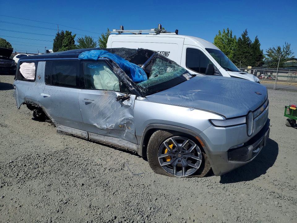 2023 Rivian R1S — VIN 7PDSGABA6PN013003, фото 4