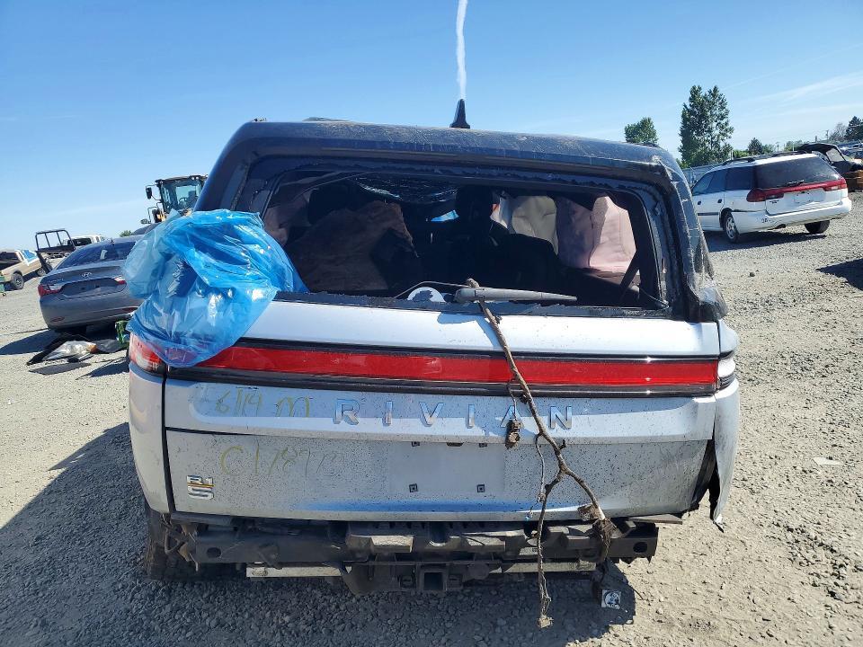 2023 Rivian R1S — VIN 7PDSGABA6PN013003, фото 6