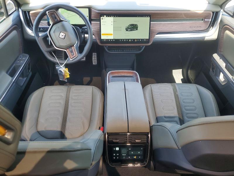 7PDSGABA2PN021972 2023 Rivian R1S photo no. 8