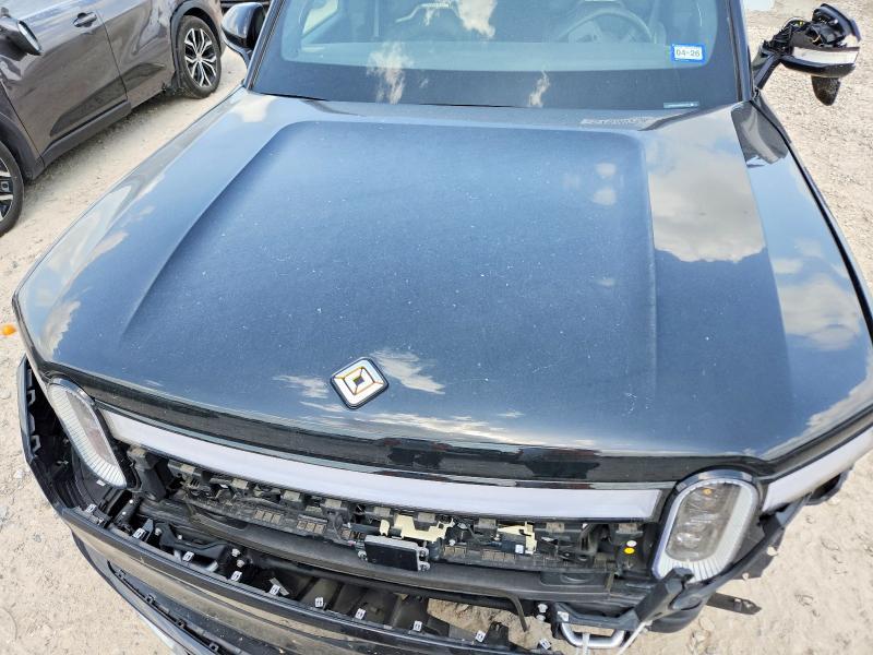 7PDSGCBA9RN045068 2024 Rivian R1S photo no. 12