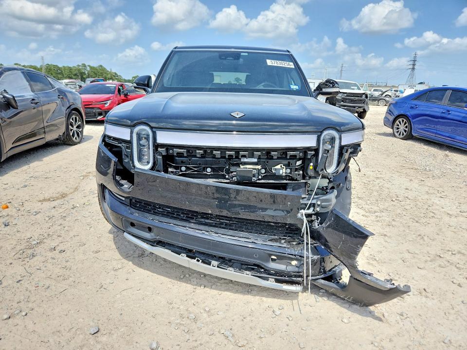 7PDSGCBA9RN045068 2024 Rivian R1S photo no. 5