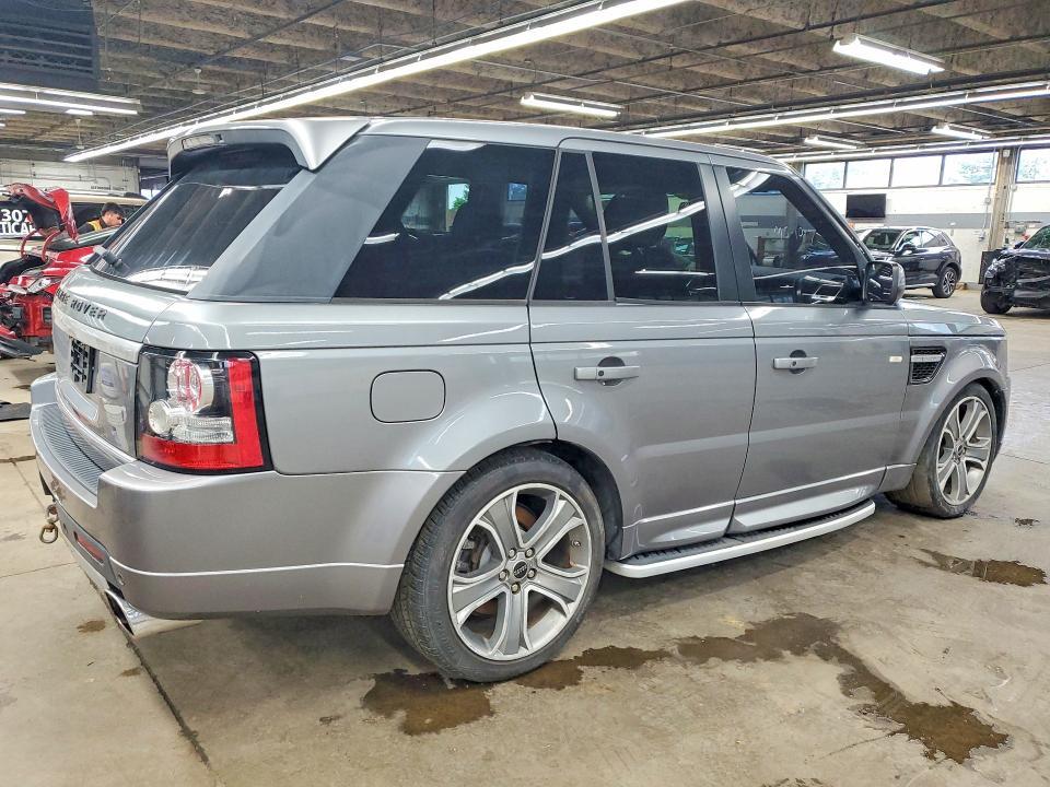 SALSF2D40CA744057 2012 Land Rover Range Rover photo no. 3