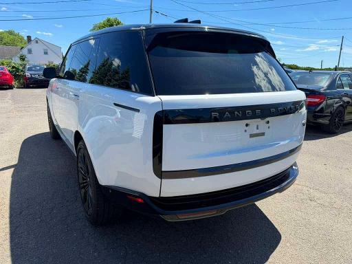 SALKPBE78NA008086 2022 Land Rover Range Rover photo no. 3
