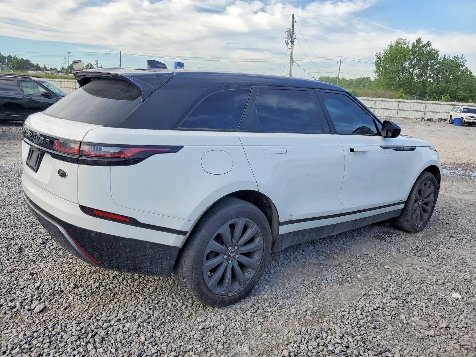SALYL2RX6JA728562 2018 Land Rover Range Rover photo no. 3