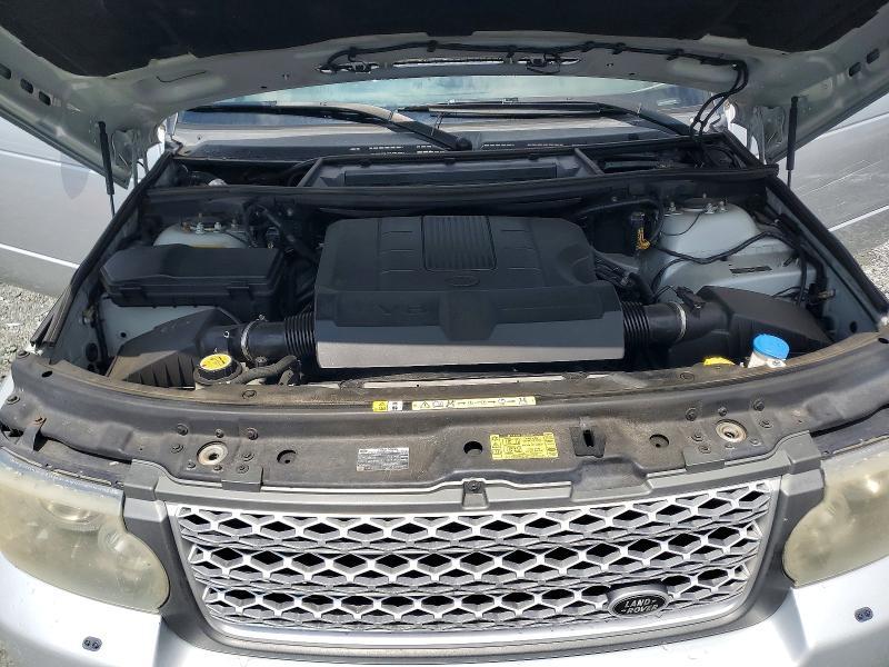 SALMF1D47AA309519 2010 Land Rover Range Rover photo no. 12
