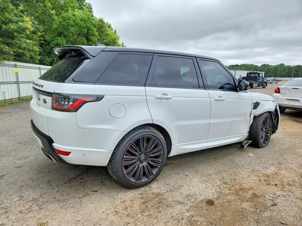 SALWR2RE2KA846176 2019 Land Rover Range Rover photo no. 3