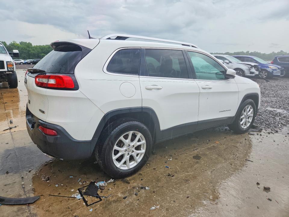 1C4PJMCS2GW111463 2016 Jeep Cherokee photo no. 3
