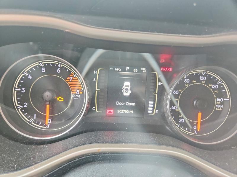 1C4PJMCS2GW111463 2016 Jeep Cherokee photo no. 9