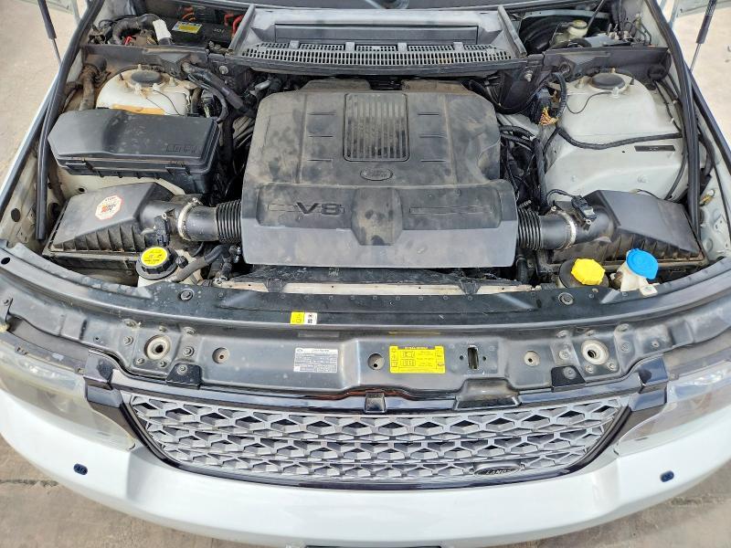 SALMF1D40CA376160 2012 Land Rover Range Rover photo no. 11