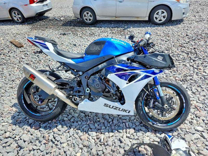 JS1DM11M9S7100082 2025 Suzuki GSX-R1000 photo no. 1